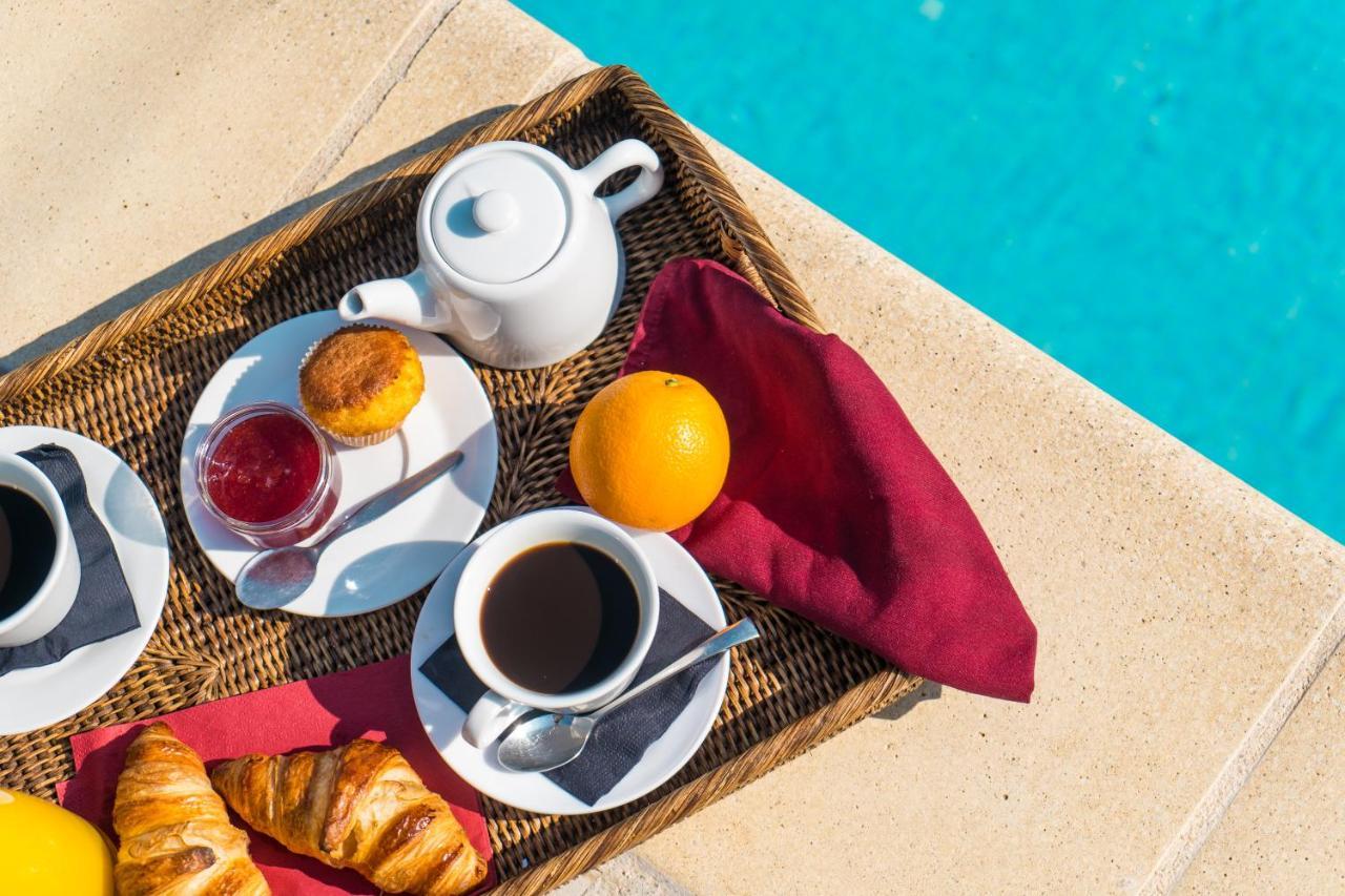 Au Bien Etre Piscine Hotell Villecroze Eksteriør bilde